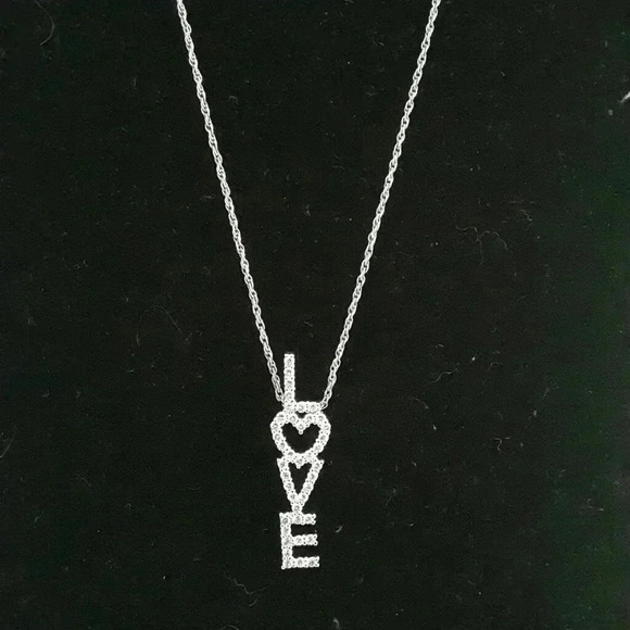 Love Cubic zirconia necklace - Picture 1 of 4